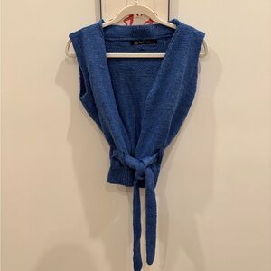 Vintage knit blue vest with cinching belt